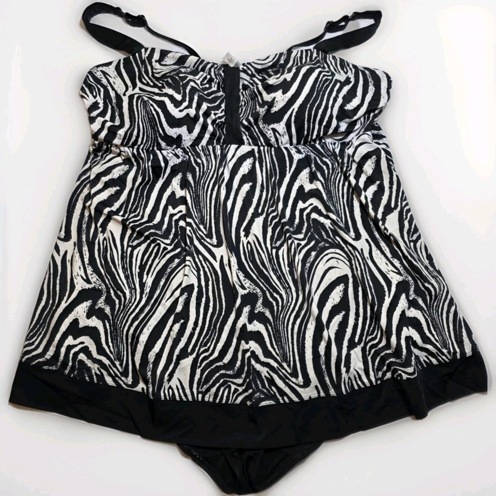 Catherines Zebra Print Swimdress One Piece Swimsuit Black White Plus Size